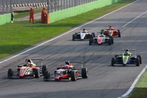 ITALIAN F.4 CHAMPIONSHIP POWERED BY ABARTH DRUDI FA EN PLEIN 