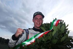 Cairoli è record-man: a soli 18 anni si laurea campione della Porsche Carrera Cup 2014