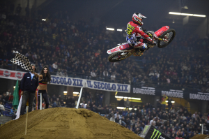 MONSTER ENERGY GENOVA SUPERCROSS: ELI TOMAC E’ IL RE di GENOVA 2014