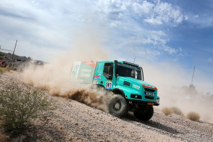 Dakar 2015, terza tappa: Gerard de Rooy al terzo posto dopo una dura gara