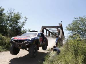 Dakar 2015: le Peugeot 2008 DKR all’attacco dell’inferno