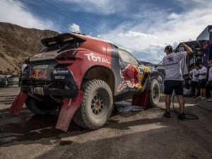 Sainz quarto per il Team Peugeot Total 