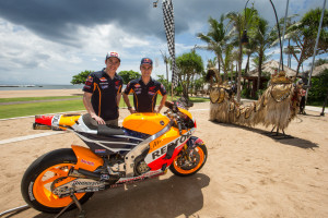 Repsol Honda Team, MotoGP: svelata nuova livrea per la stagione 2015