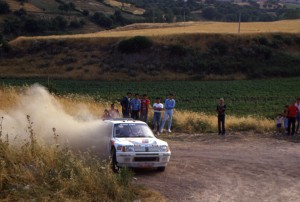 28 marzo 1985 : L’operazione C15 sbarca in Italia, la Peugeot 205 T16 debutta nel tricolore rally