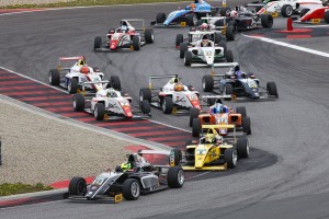 Mick Schumacher vince la sua prima corsa nel Campionato tedesco F4 ADAC Abarth