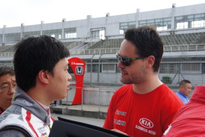 KIA RACING ED HEXATHRON RACING SYSTEMS ANCORA INSIEME NEL CTCC 2015