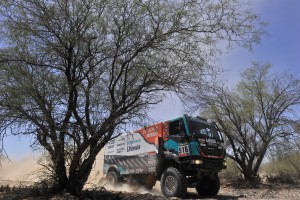 516 VAN GENUGTEN TON VAN LIMPT ANTON VAN EERD PETER (nld) IVECO action during the Dakar 2016 Argentina,  Bolivia, Etape 11 / Stage 11,  La Rioja - San Juan,  from  January 14, 2016 - Photo DPPI