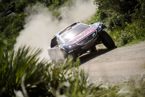 Stephane Peterhansel (FRA) of Team Peugeot-Total races during stage 02 of Rally Dakar 2016 from Villa Carlos Paz to Termas de Rio Hondo, Argentina on January 4, 2016 // Marcelo Maragni/Red Bull Content Pool // P-20160104-00128 // Usage for editorial use only // Please go to www.redbullcontentpool.com for further information. //