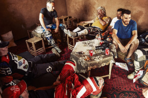 sandraiders-lavventura-in-marocco-per-moto-africane-leggendarie-scrambler-e-special-tassellate-sandraiders-2015-2140