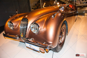 Jaguar Xk 120 esposta al Museo dell'automobile di Torino
